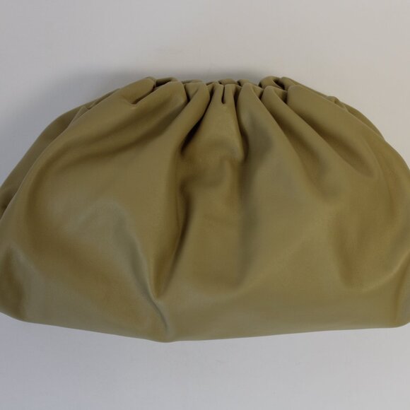 Bottega Veneta Olive Leather The Pouch Clutch Bag - Picture 2 of 5
